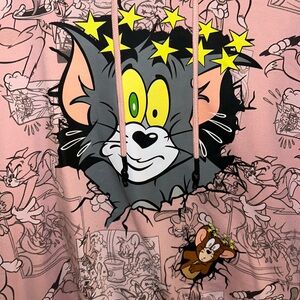 🦋Tom & Jerry Wacky and Crazy hoodie🦋 2/25$